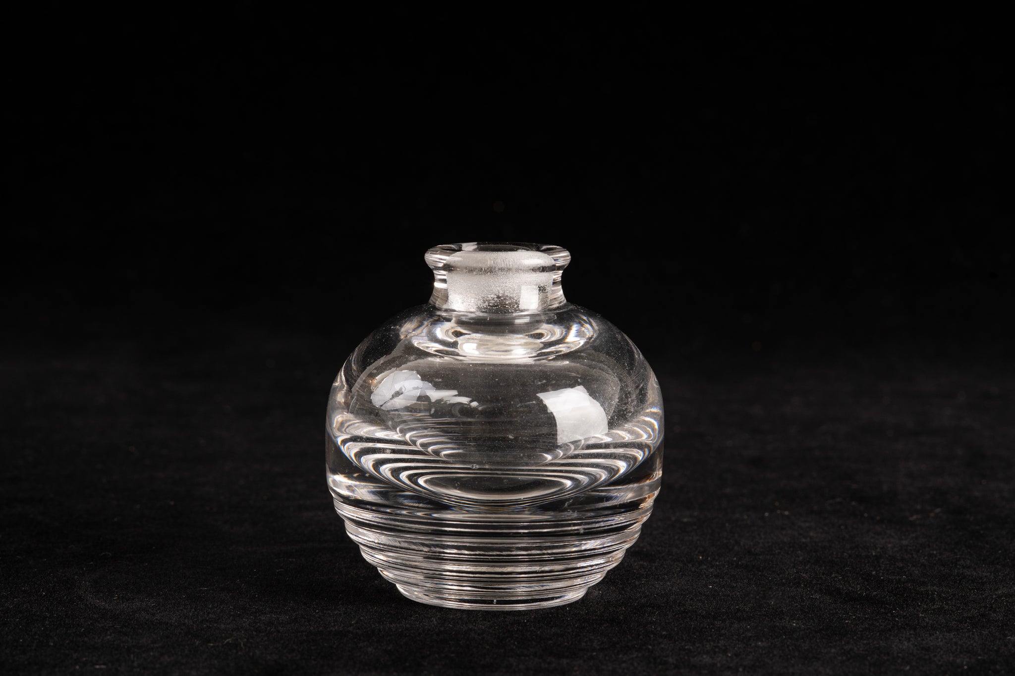 Art Deco 風格玻璃香水瓶