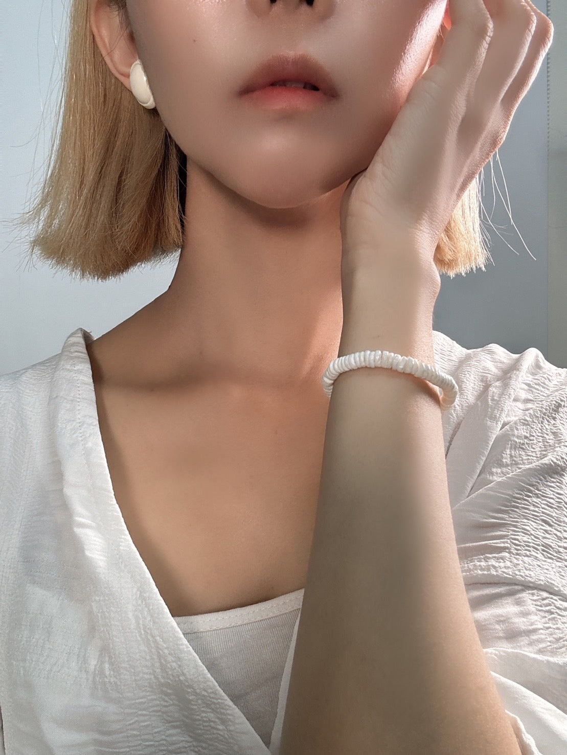 晨曦映月