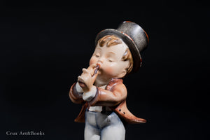 德國 Hummel 小喇叭手陶瓷塑像